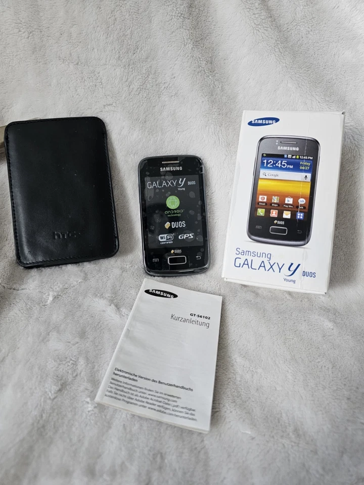 Samsung  Galaxy Young  Duos GT-S6312 - 4GB - Blau, Foto 1 von 5