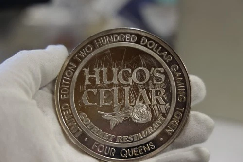 12 oz .999 Fine $200 Casino Strike 2007 4 Queens Hugo's Cellar Limited Edition