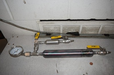 Restek HSSC20-2BF Whitey 10EK087 DOT-3E1800 304L-HDF4-75CC Sample Cylinders