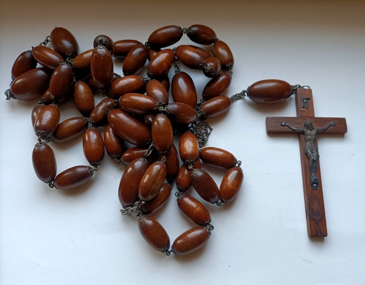 Collana di rosario in legno antico con medaglia di San