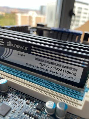 Corsair DDR3 XMS3 16GB (4ea x 4GB) + Intel CPU i7 930 2.8 GHz Quad Core 