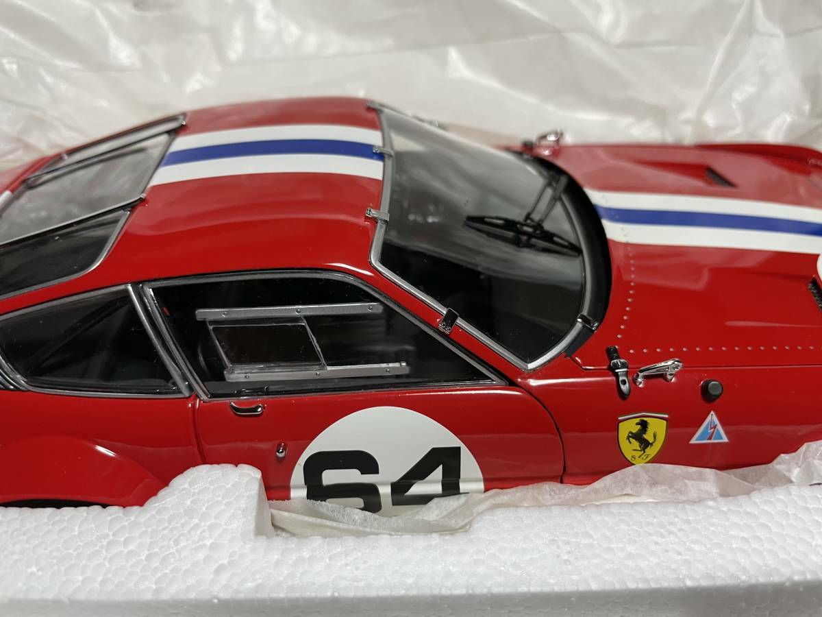 KYOSHO Ferrari 365GTB/4 1:18 スケール Kyosho Original 1:18 Ferrari 365 GTB/4 Competizione #71
