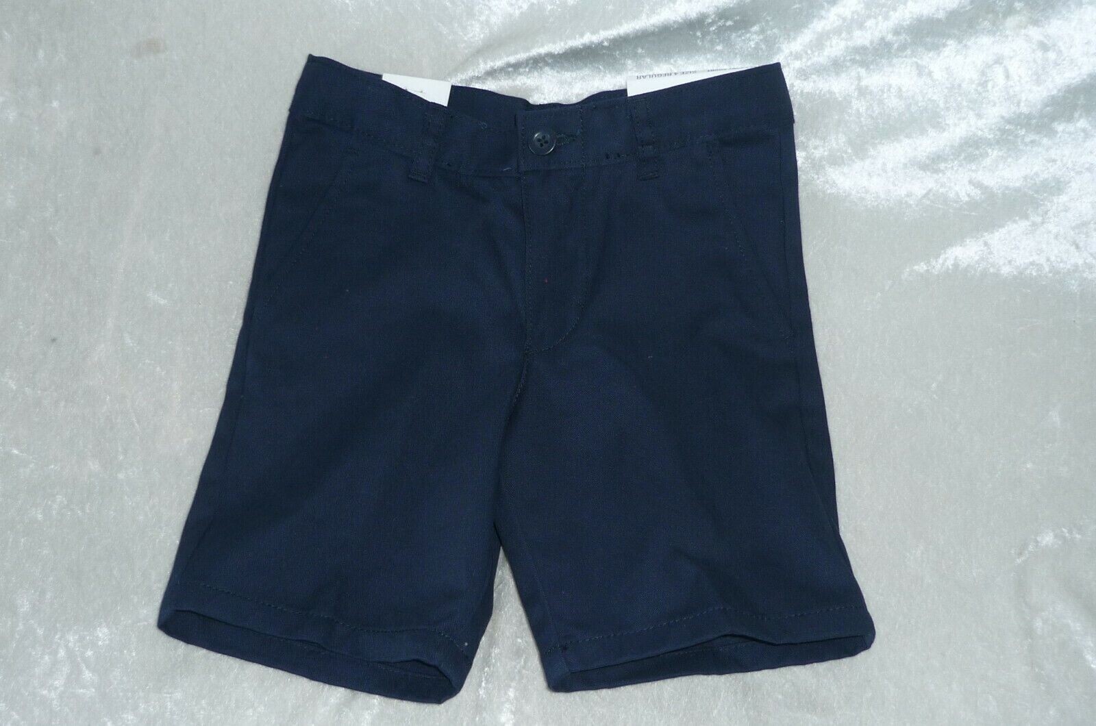 Izod Boys Shorts Adjustable Waist size 4 NEW