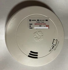 [USED] First Alert SMCO210V 10-Yr Battery Smoke & CO Detector (Voice Alarts)