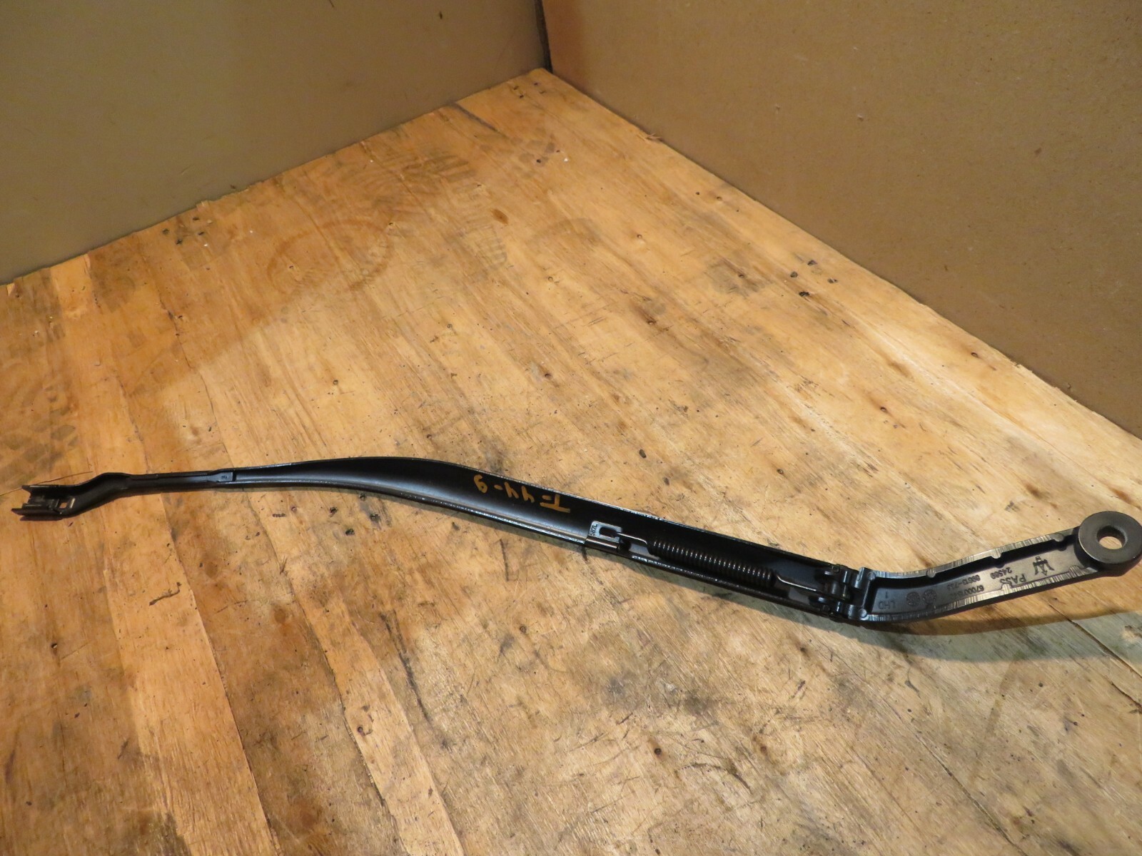 2014-2019 MASERATI GHIBLI SQ4 WINDSHIELD WIPER RIGHT PASSENGER ARM LINK OEM