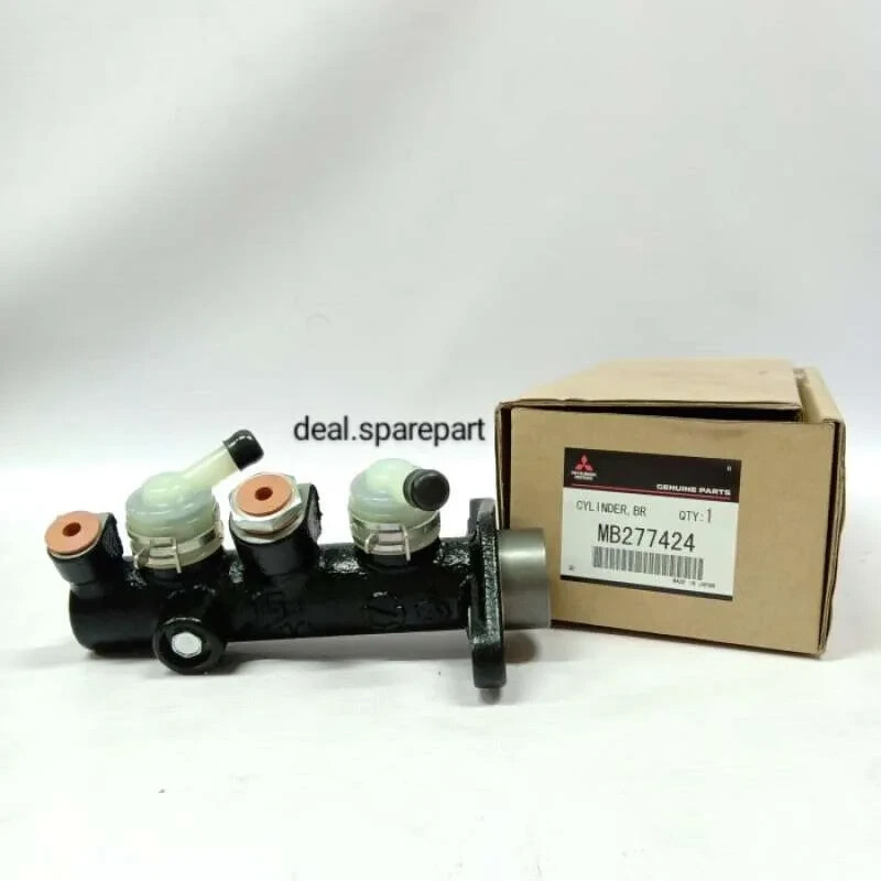 MAB③ Mitsubishi L300 Truck Brake Master Cylinder MB277424 Japan