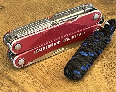 RETIRED Leatherman Squirt PS4 MultiTool Red DISCONTINUED Very NICE!