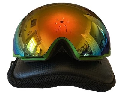 Outdoormaster Ski Goggles Pro with case & two interchangeable Lens 100 Uv400