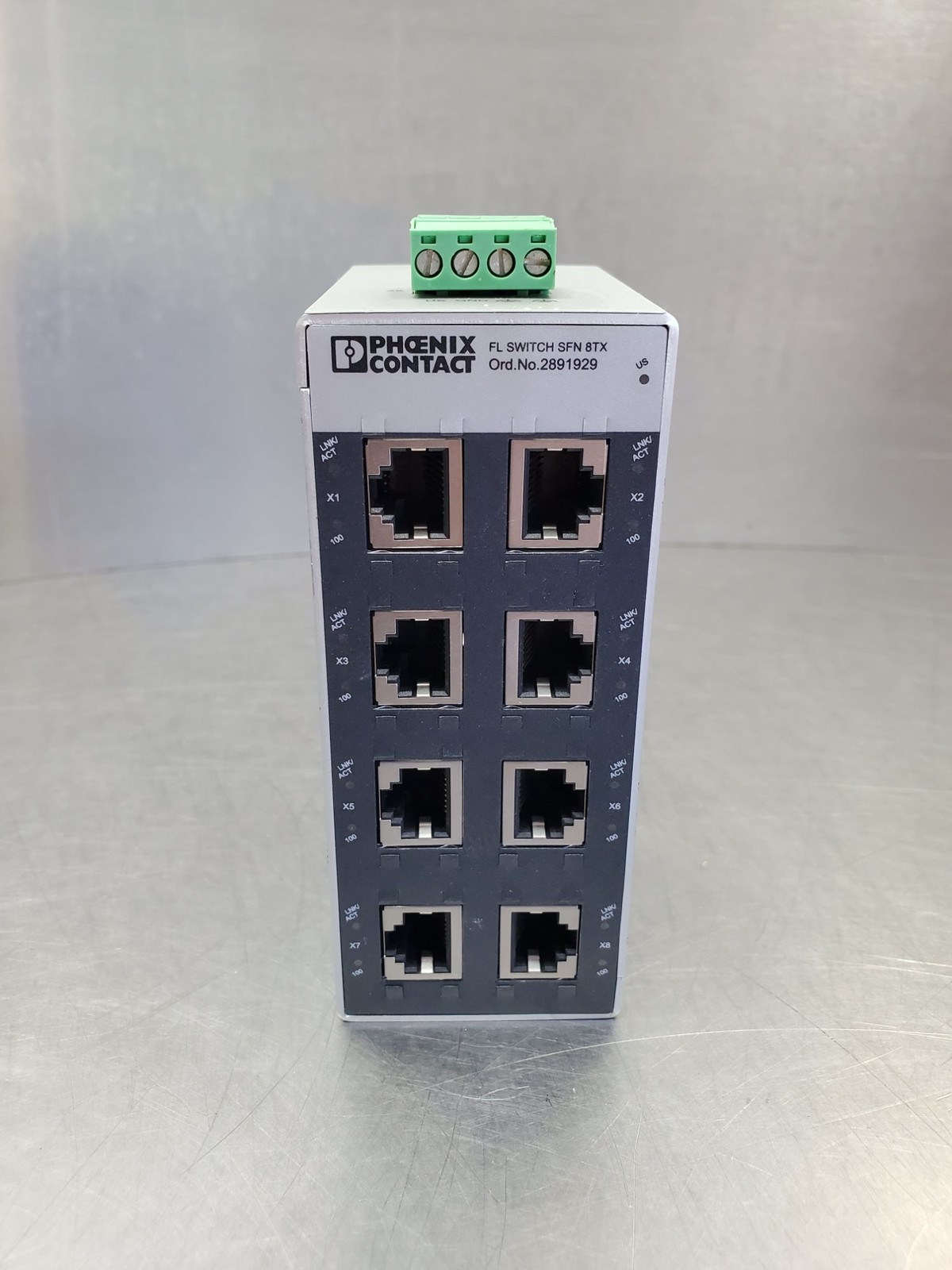 Phoenix Contact FL SWITCH SFN 8TX Industrial Ethernet Switch, 8-Port (NW1E-22)