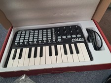 Akai Professional APC 25-Key USB Midi Keyboard Controller Instrument