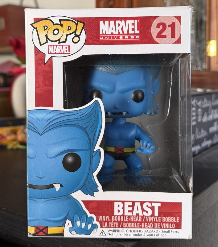 2013 VAULTED Funko Pop Marvel: BEAST #21 Marvel Universe w/Protector