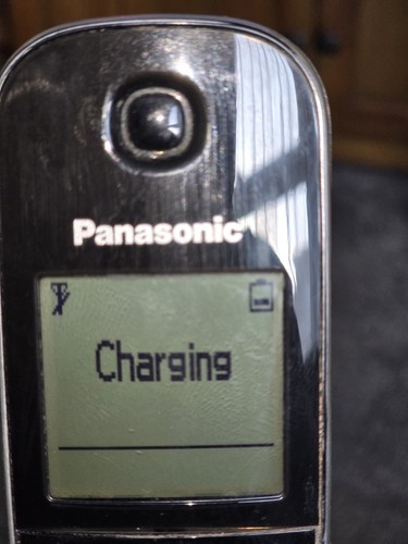 Panasonic KX-TGC263 Cordless Telephone Phone Answering Machine TRIPLE SET Black - Photo 8/9