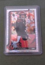 2025 Topps Chrome Football NFL Joe Burrow Pulsar #61 - Cincinnati Bengals