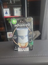 Air Wick Advanced Plug in Scented Oil Air Freshener Essential Oils Warmer New