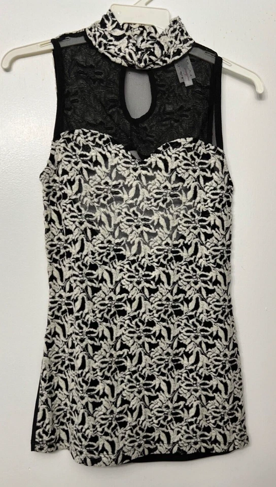 黑色/白色天鹅绒绒网眼锁眼开襟无袖/背心 — 第 2/4 张图片