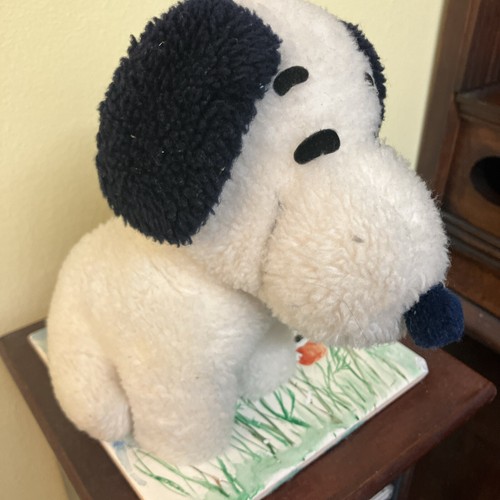 Lovely Vintage Snoopy Cuddly Toy: Good Used Condition: 20cm Length and 11cm Wide - Picture 2 of 12