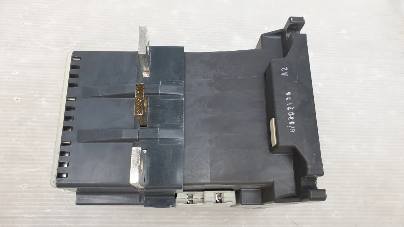 Top view of the 3TF54 contactor showing bar terminals and coil terminal A2