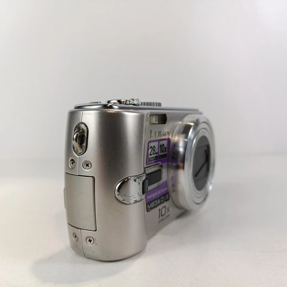 Panasonic Lumix DMC-TZ2, photo 4 of 5