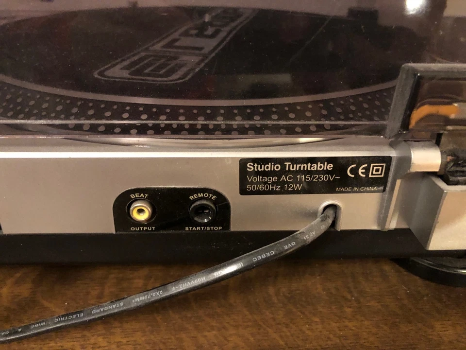 Reloop DJ Direct Drive Turntable RP-2000 MK2 Quartz Schallplatten Spieler - Bild 3 von 4