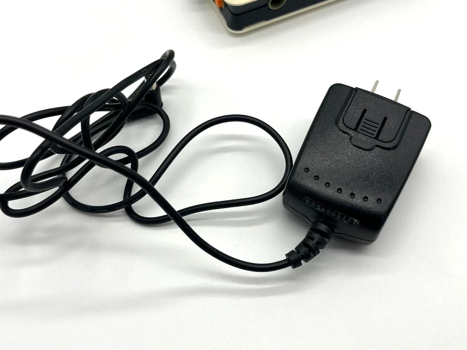 Retro Leadtek WinFast TV USB II Deluxe Tuner Unit w/Pouch, Power Supply, Remote - Image 4 of 4