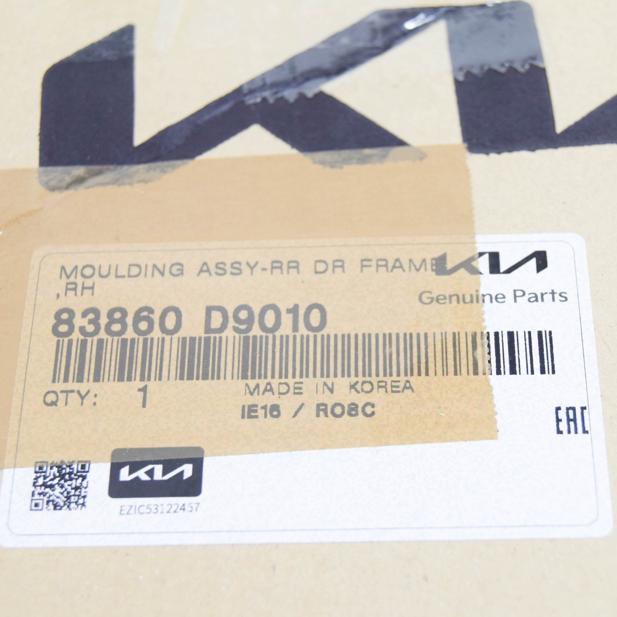 KIA SPORTAGE QL MK4 Rear Right Door Top Frame Moulding 83860D9010