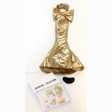 Nadja Rhymes Optic Gold outfit 2025 Integrity Toys Jason Wu 12335