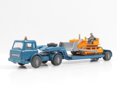1:87 Wiking IH Tieflader Sattelzug Schwertransport mit Ladung Planierraupe 