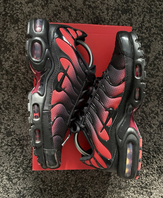 Nike Air Max Plus Herren Sneaker Low Top Schwarz/Rot EU 43 MPN DM0032-021