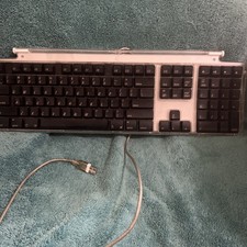 Apple Pro Keyboard Model 7803 Clear Case - 2 USB Ports