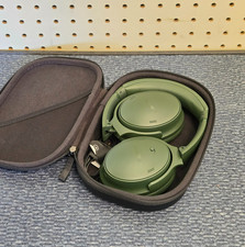 Bose QuietComfort Over-Ear Headphones - Green used  b