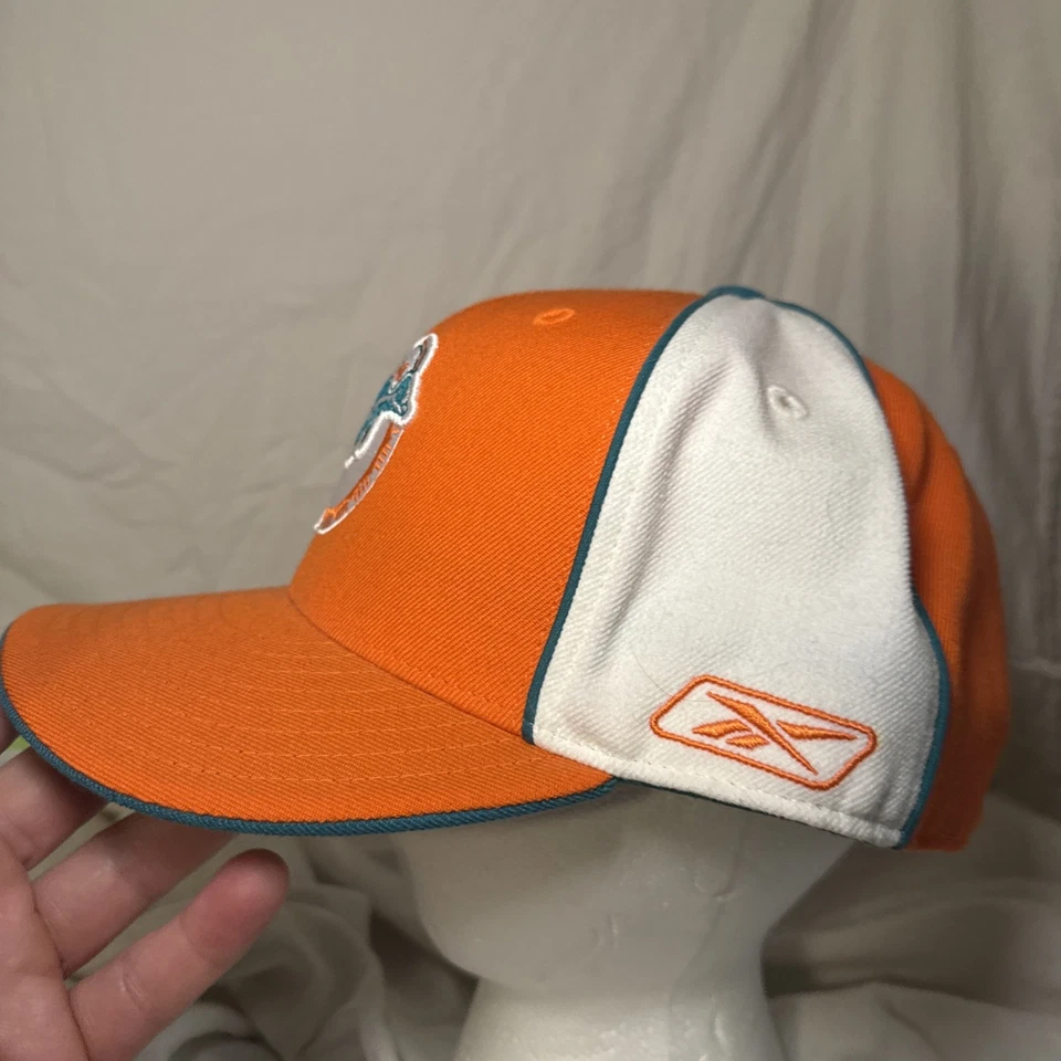 Miami Dolphins NFL Gridiron Reebok Sombrero Ajustado Naranja Verde 7 1/2 Lana De Colección Foto 3 de 4