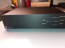 Pro-Ject préamplificateur phono Moving Magnet/Moving coil audiophile