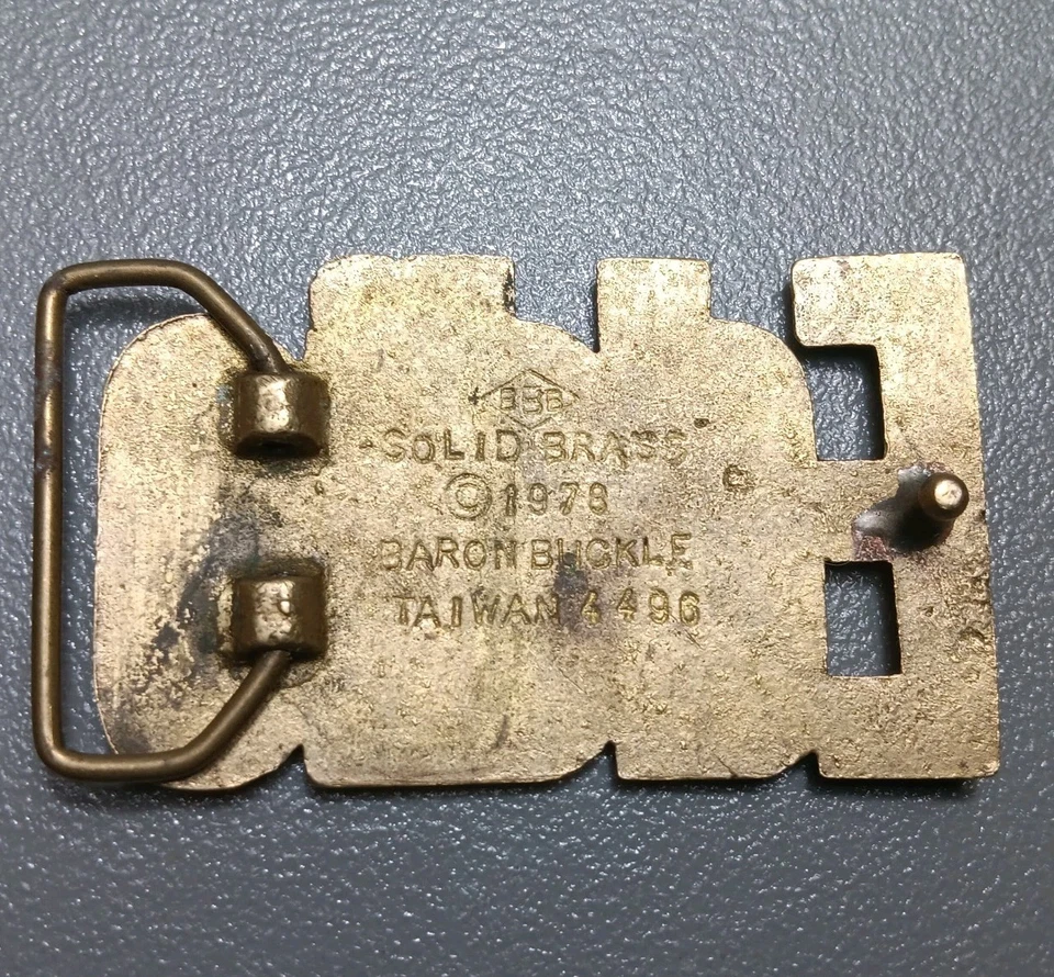 Hebilla de cinturón personalizada vintage de latón macizo con nombre Eddie años 70 hebilla de barón pesada Foto 3 de 4