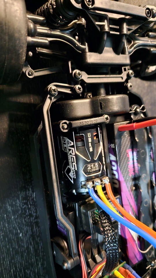 Macchina radiocomandata 1/10 Brushless con Telaio HPI Racing - Immagine 4 di 4