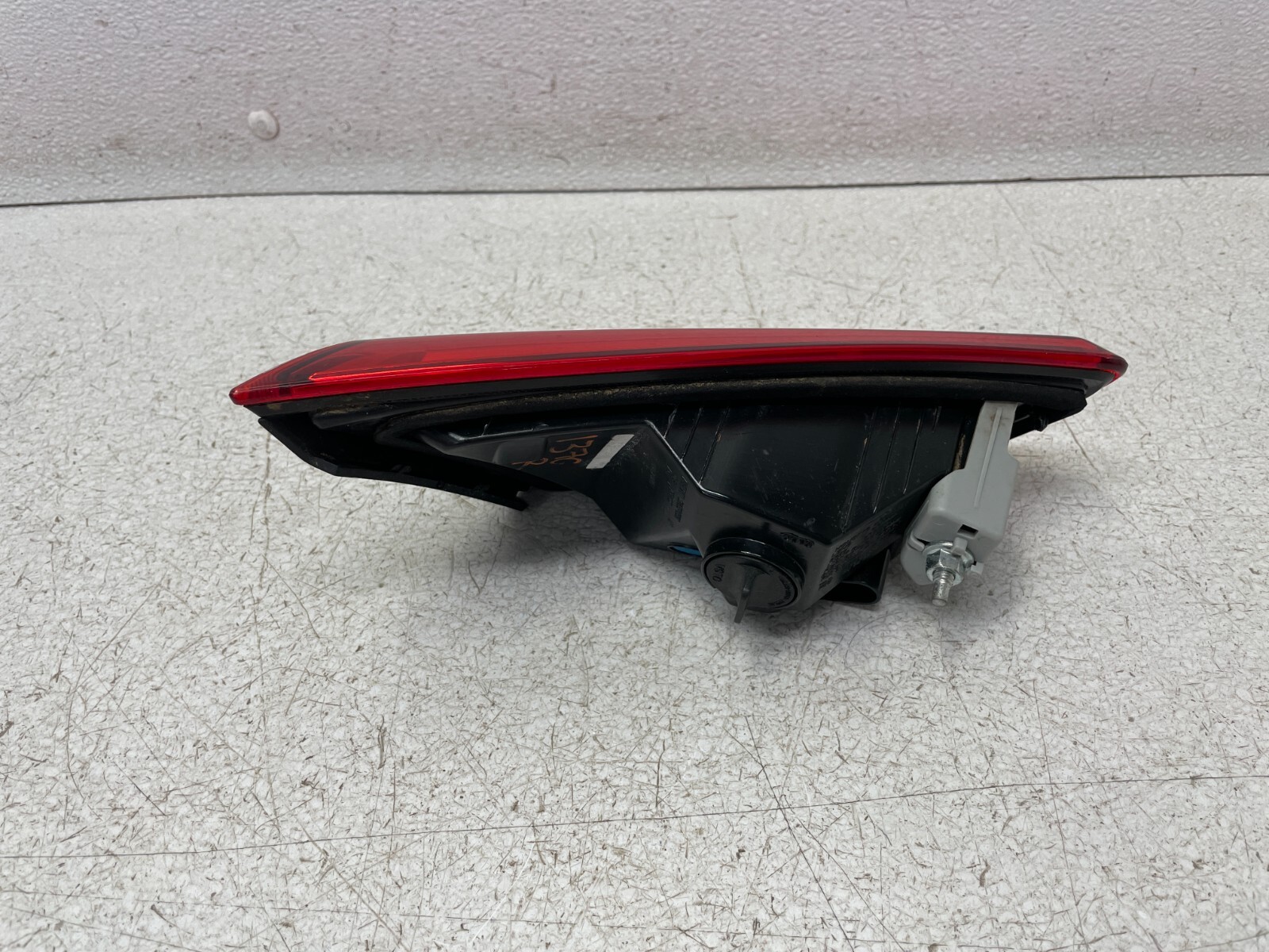 14 15 16 17 Maserati Ghibli Rear Right Inner Taillight Brake Light Lamp 1376 OEM