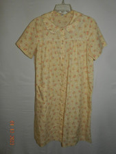 Sears Medium Size 14-16 yellow Pink floral House Coat /Robe