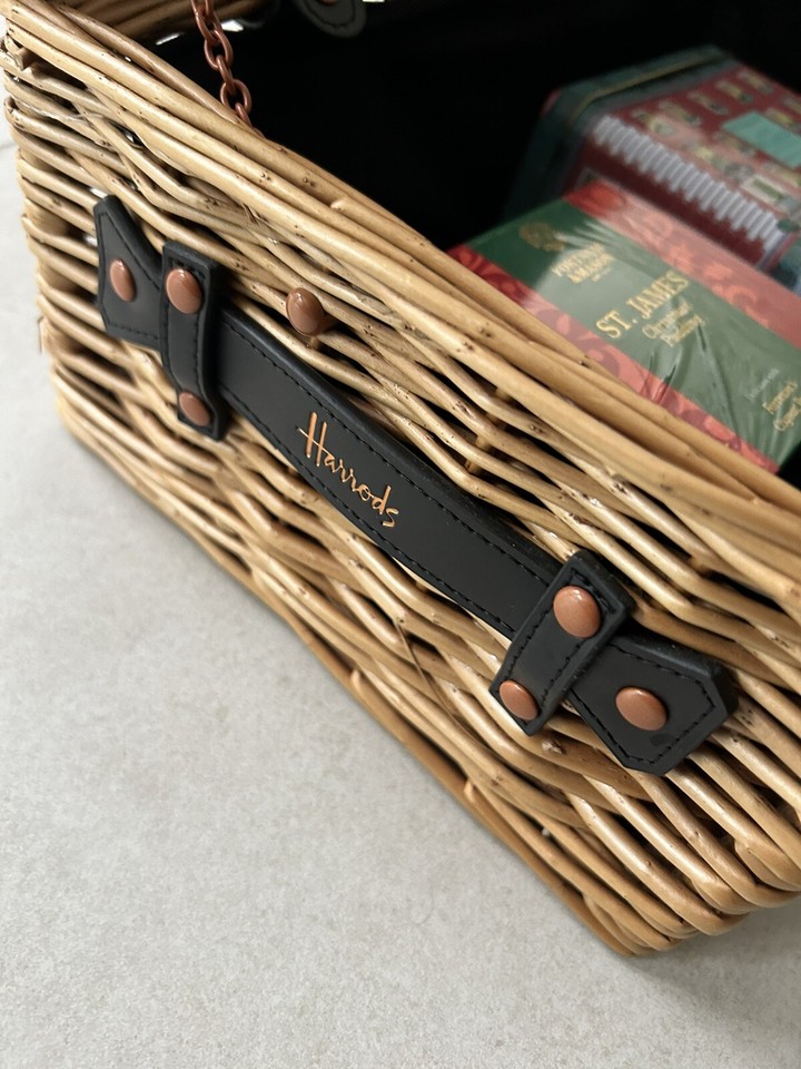 Harrods Wicker Hamper Picnic Basket Lined Storage Basket eBay