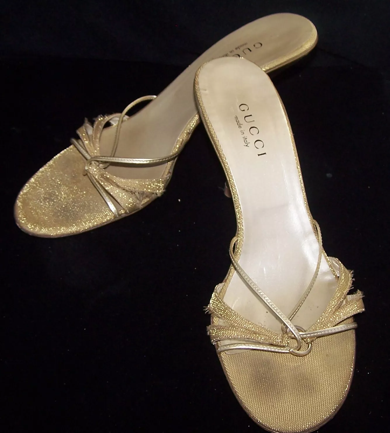 Sandale en maille métallique cuir or GUCCI, Italie, taille 9 1/2B