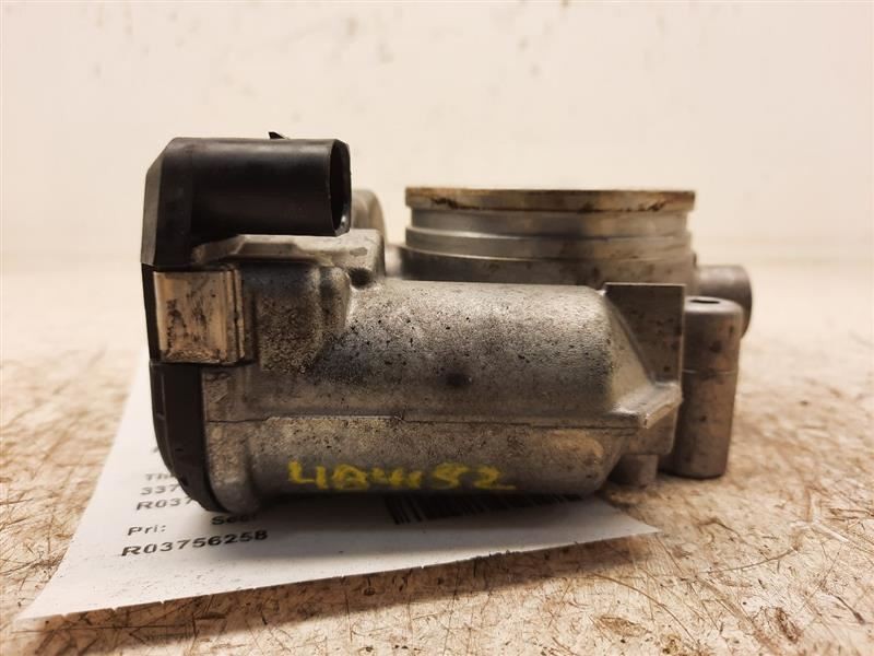 Maserati Ghibli 2016 Front Throttle body