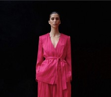 NWT ZARA Wrinkle Effect Belted Fuchsia Blazer XS