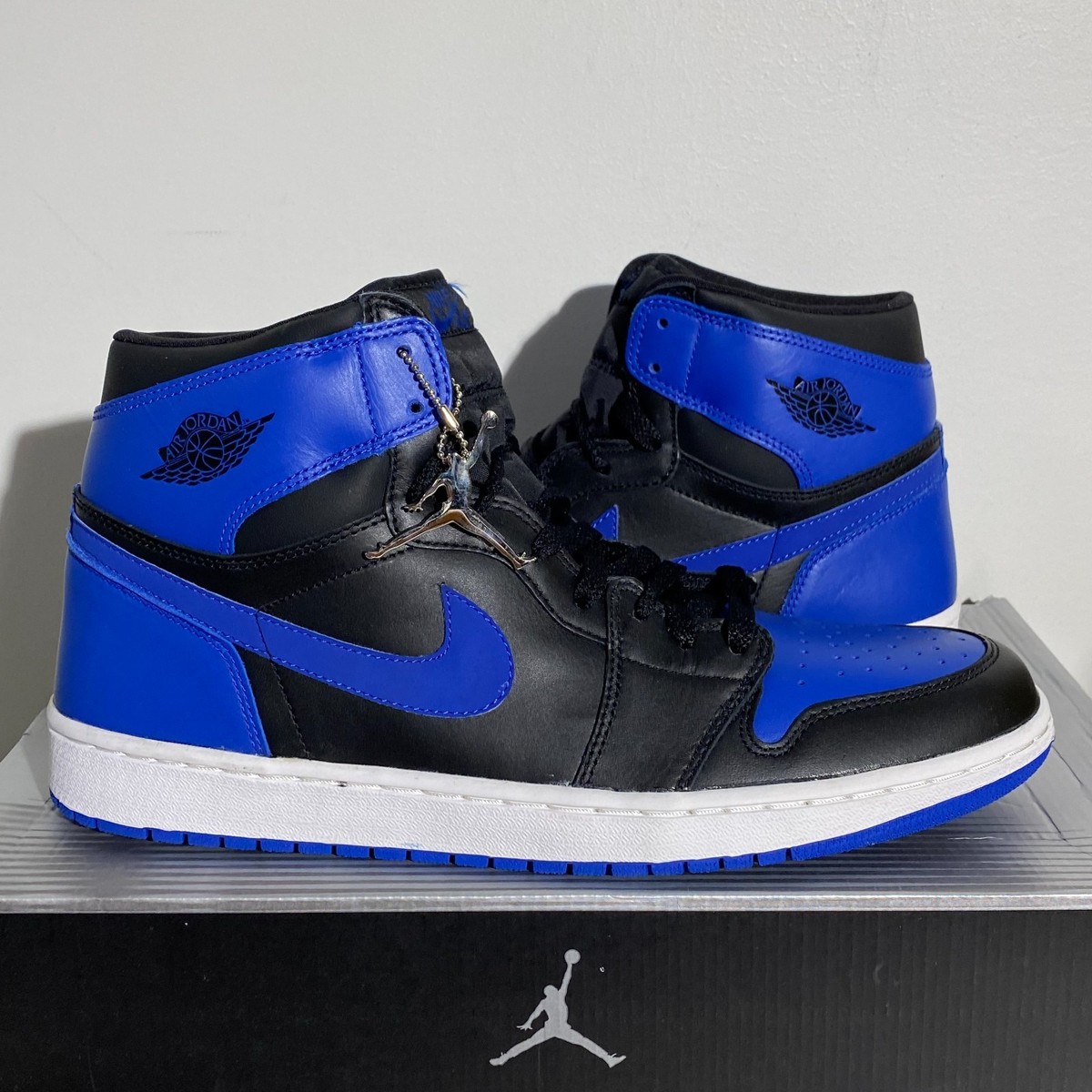 Size 12.5 - Nike Air Jordan 1 Retro 2001 Black Royal Blue  display picture 3