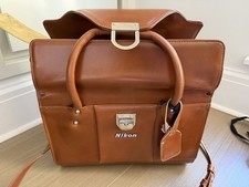Borsa rigida Nikon FB-11 scomparto pelle marrone quasi come nuova vintage 