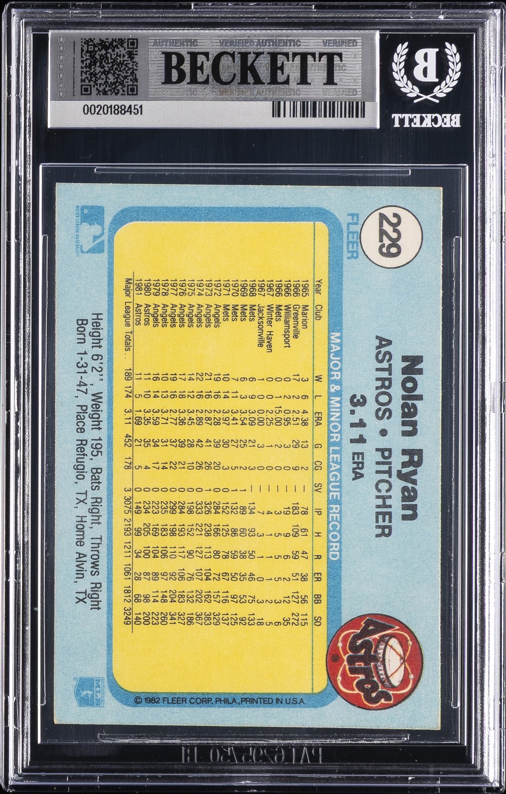 1982 FLEER #229 NOLAN RYAN BGS 8 view 2
