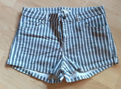 H&M Shorts, blau/weiß/gestreift, Gr.38, Baumwolle mit Stretch - Bild 1 von 3