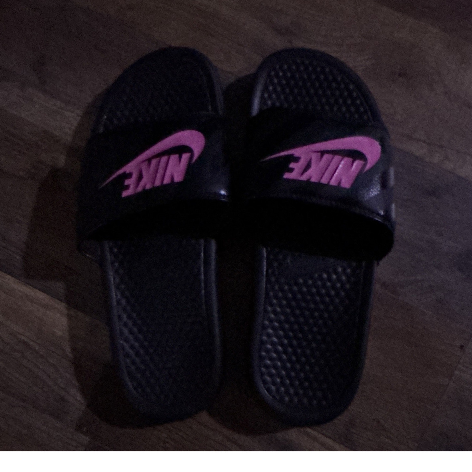 Nike Women’s Slide Sandals Black/Pink Logo Faux Leather Slip-On US 9