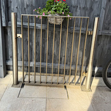 Silver Metal Pedestrian Garden Gate/Barrier Panel with Side Posts, Flat Top