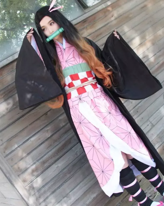 Confira este cosplay perfeito da Nezuko de Demon Slayer feito pro