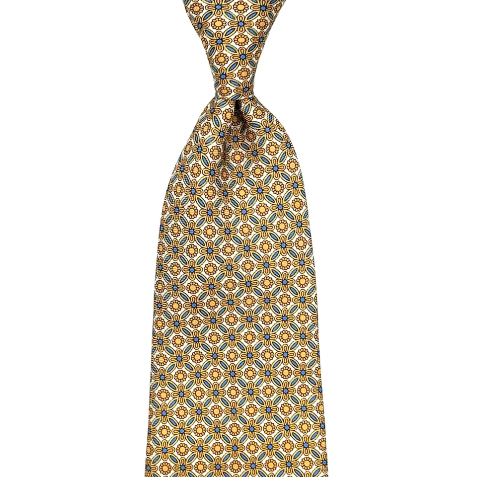 Brooks Brothers 346 Cream Tie - 2 Tone Yellow Blue Floral Pattern 100% Silk Tie - Image 3 of 4