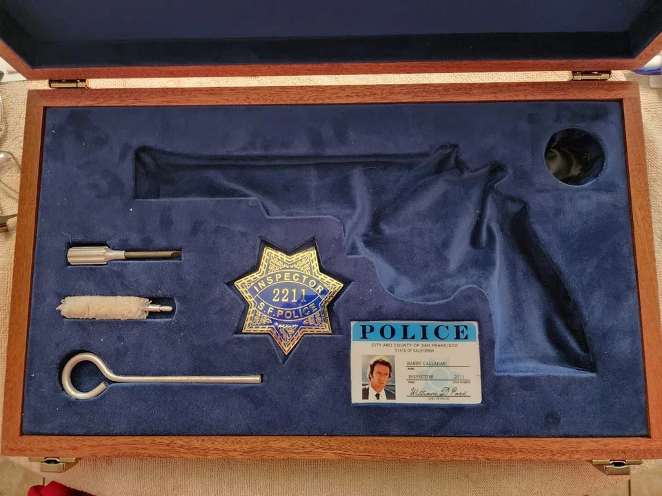 Estuche Caja Presentación Barril 6.5" Hecho a Medida DIRTY HARRY SMITH & WESSON M 29 Foto 2 de 3