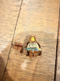 LEGO Young Obi-Wan Kenobi SWO024 Minifigure 7161 W/Brown Hood, Cape  &Lightsaber